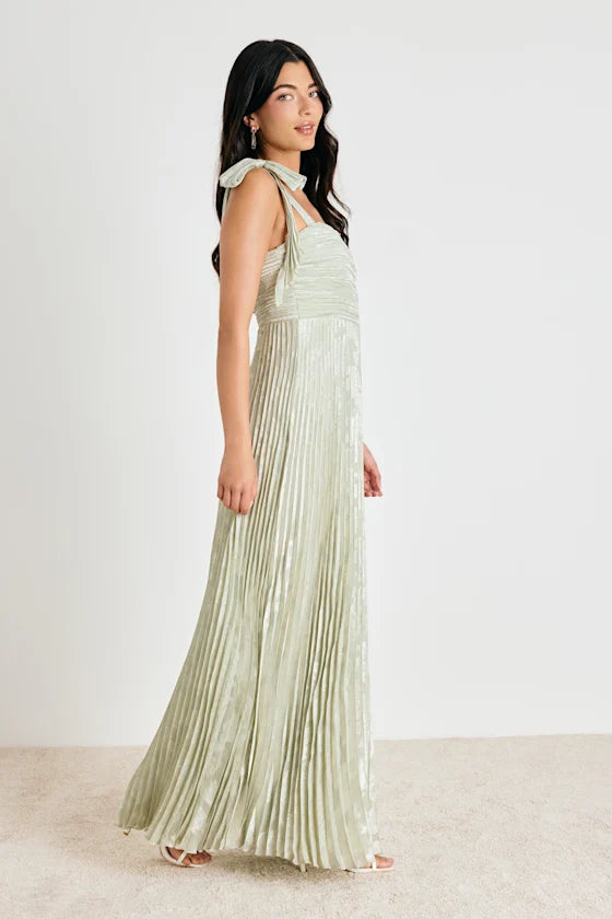 Cahlia Sage Floral Burnout Pleated Maxi Dress
